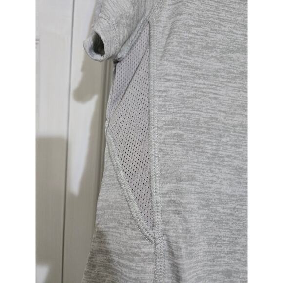 Danskin now small women's grey athletic tee - Picture 2 of 7